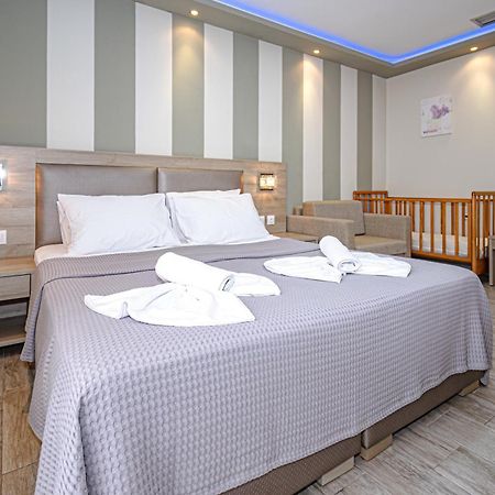 Casa Consta Apartment Pefkochori Bagian luar foto
